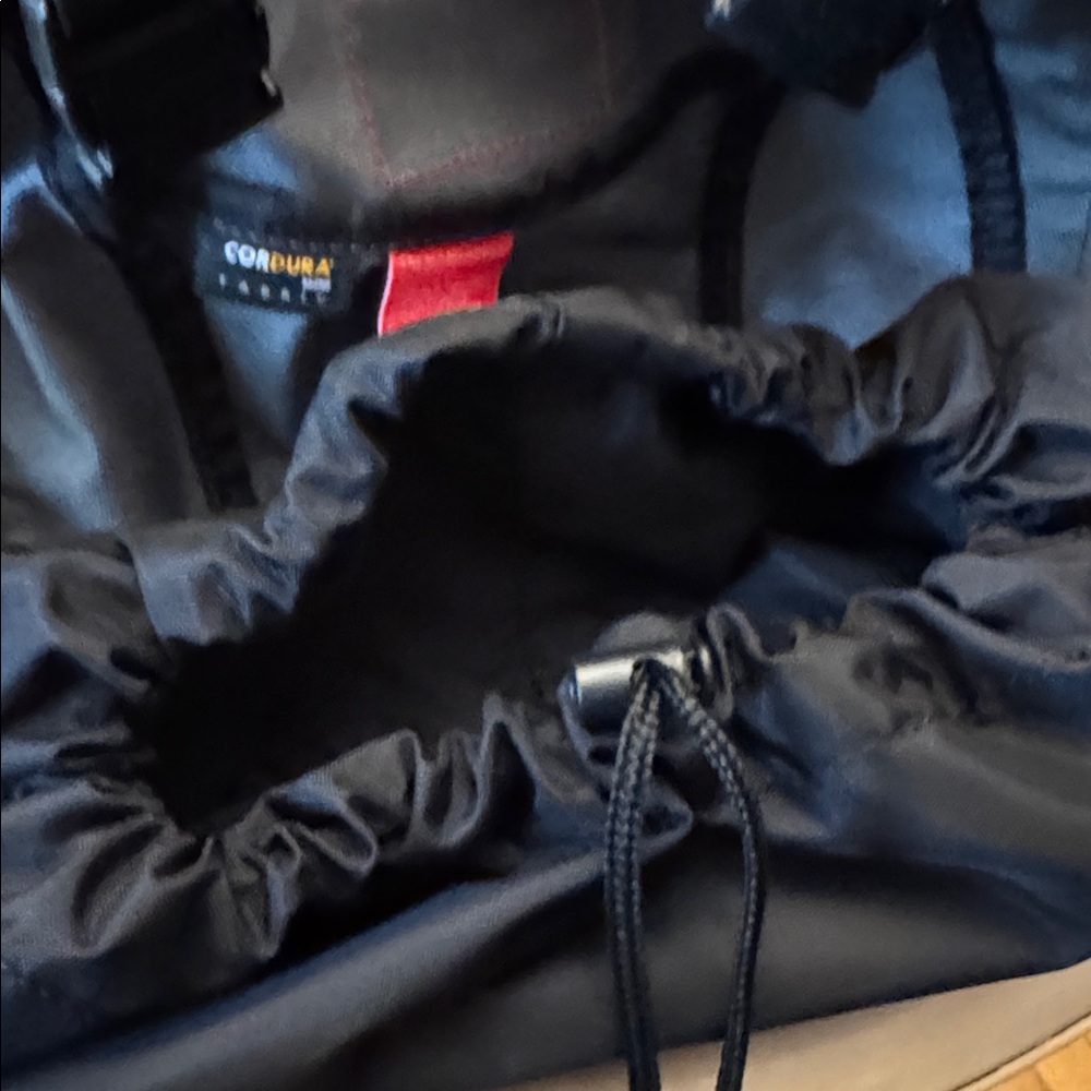 Manhattan Portage Hiker Backpack Jr. Grey 17” L
NWT - Picture 4 of 7